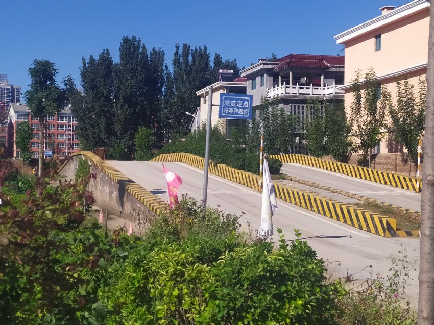 点击查看详细信息<br>标题：校内展示 阅读次数：1181