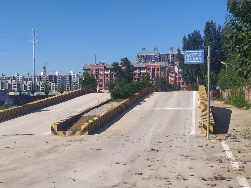 点击查看详细信息<br>标题：校内展示 阅读次数：1059