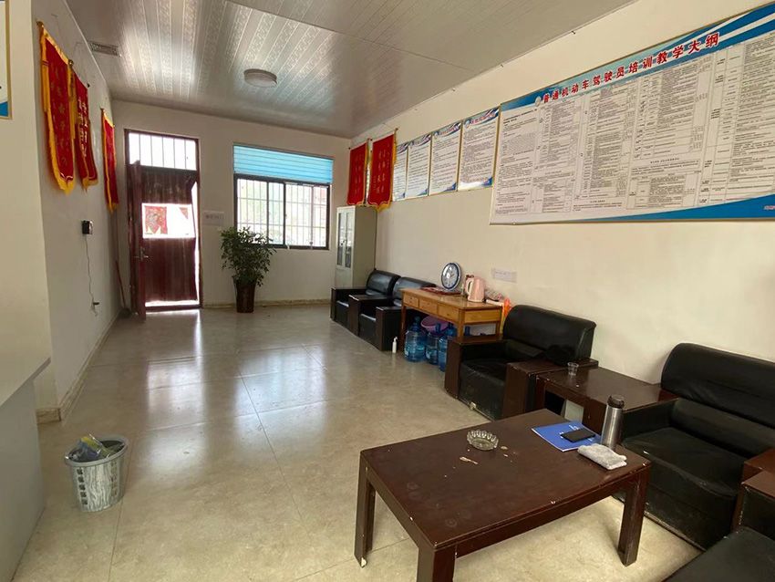 点击查看详细信息<br>标题：校内展示 阅读次数：1095