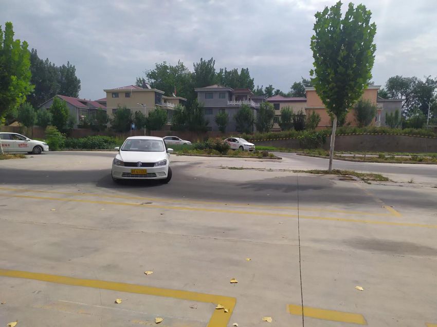 点击查看详细信息<br>标题：校内展示 阅读次数：702