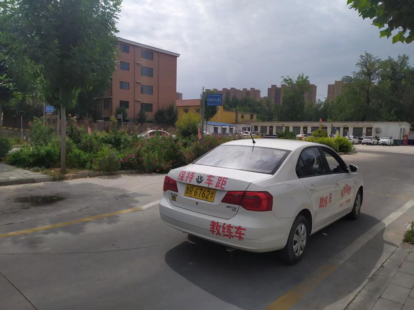 点击查看详细信息<br>标题：校内展示 阅读次数：822