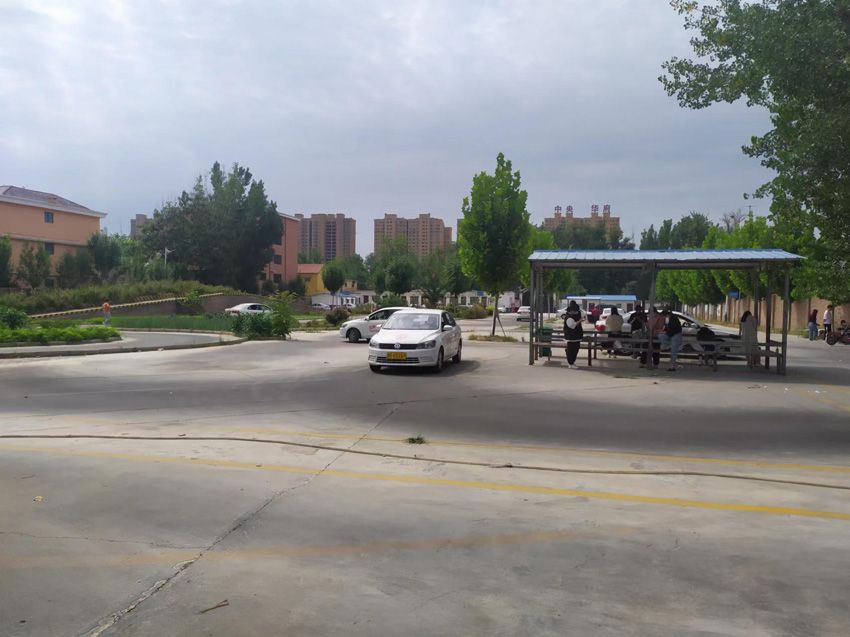 点击查看详细信息<br>标题：校内展示 阅读次数：734